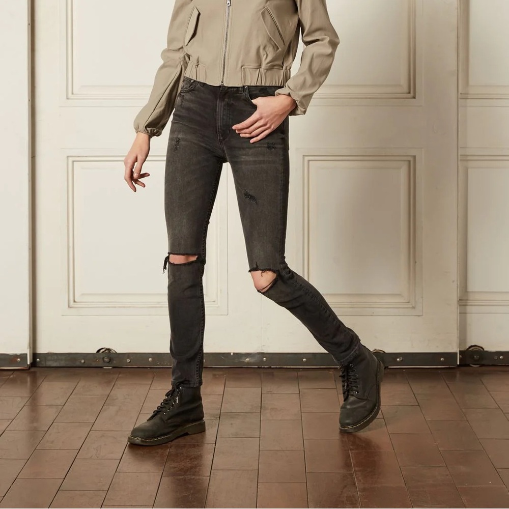 BOYISH- The Zachary High Rise Skinny Touch of Evil Black Distressed Jeans Denim